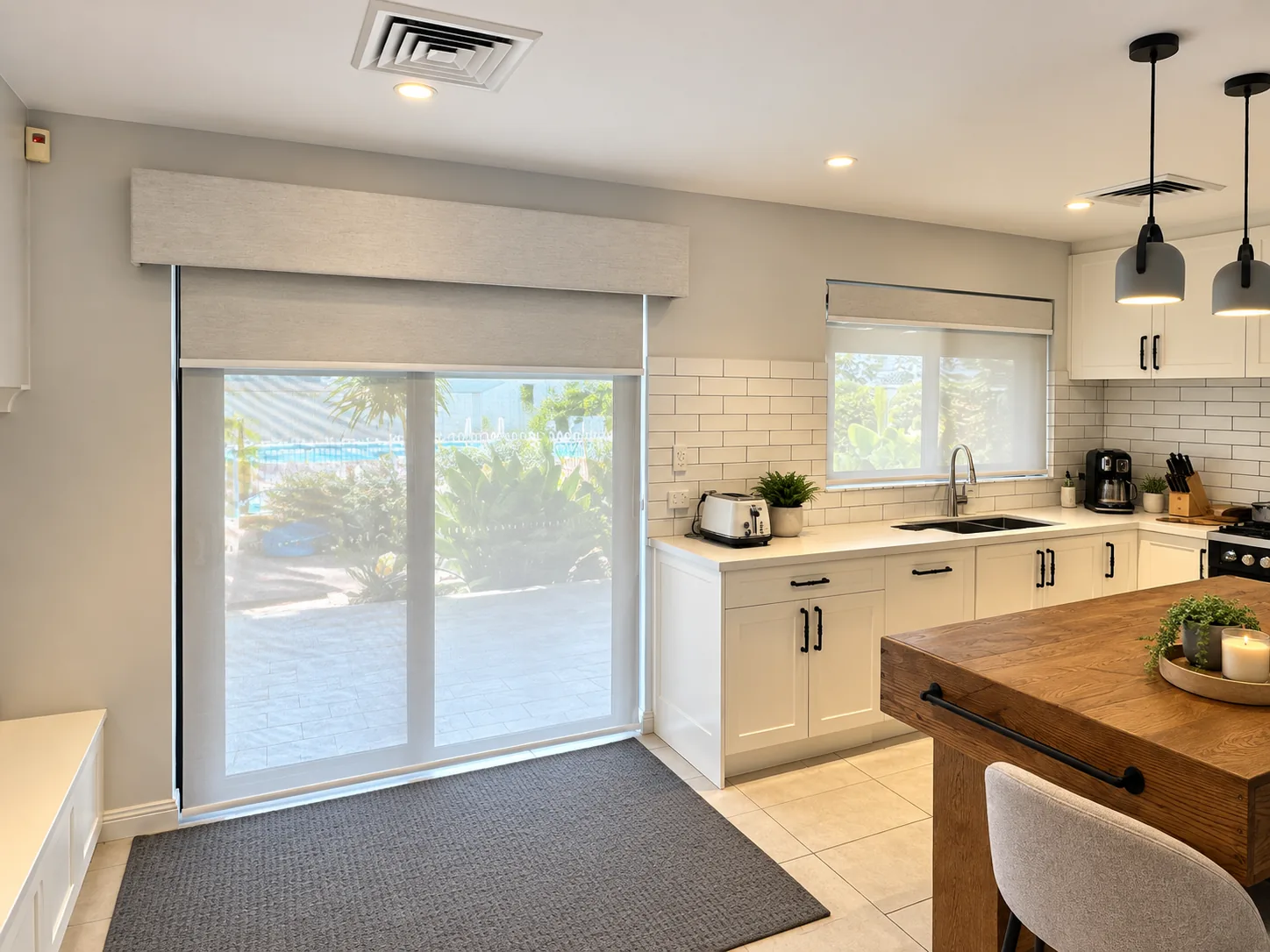 Double roller blinds, Picnic Point